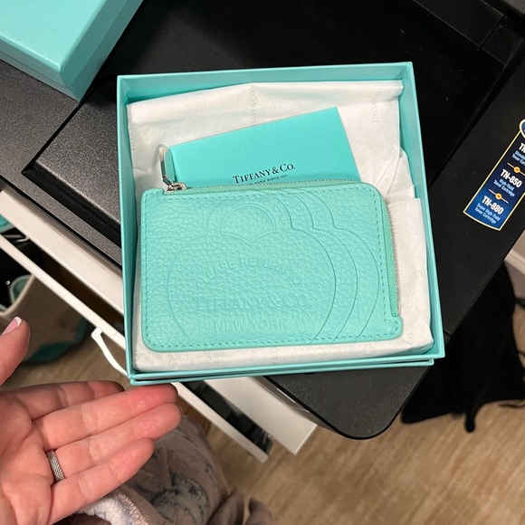 Tiffany & Co. Accessories - 🩵 Authentic Tiffany & Co Wallet 🩵